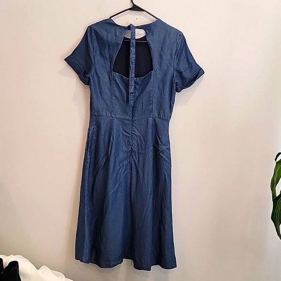 Banana Republic Chambray Open Back Dress - Picture 3 of 5